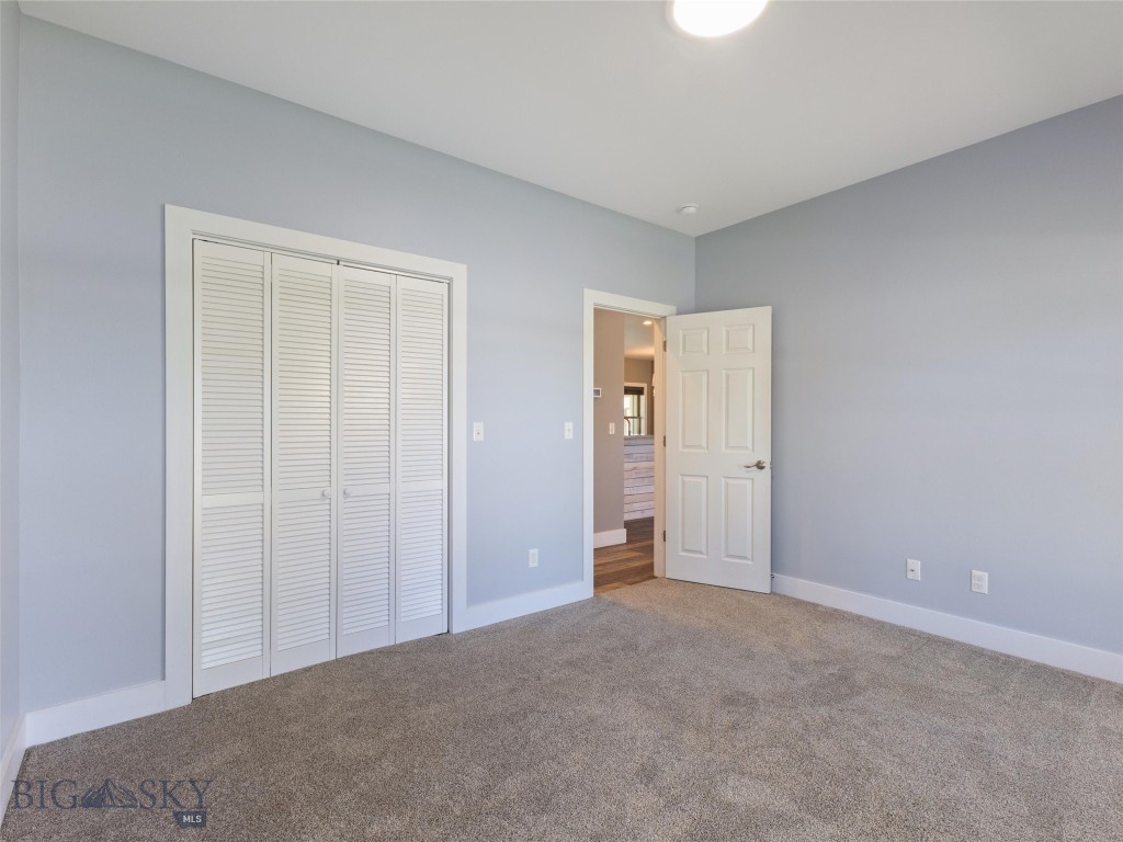 1202 Ridgeview Trail