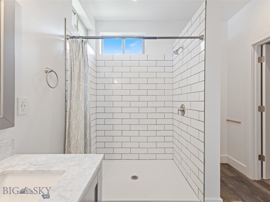 1202 Ridgeview Trail