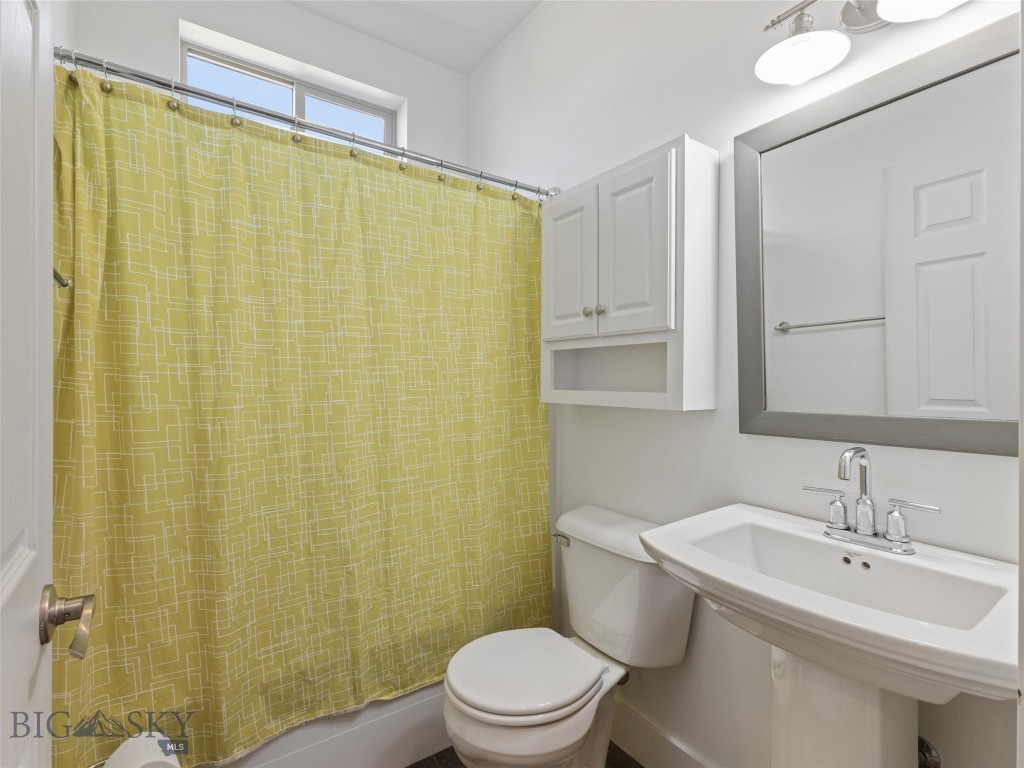 1202 Ridgeview Trail