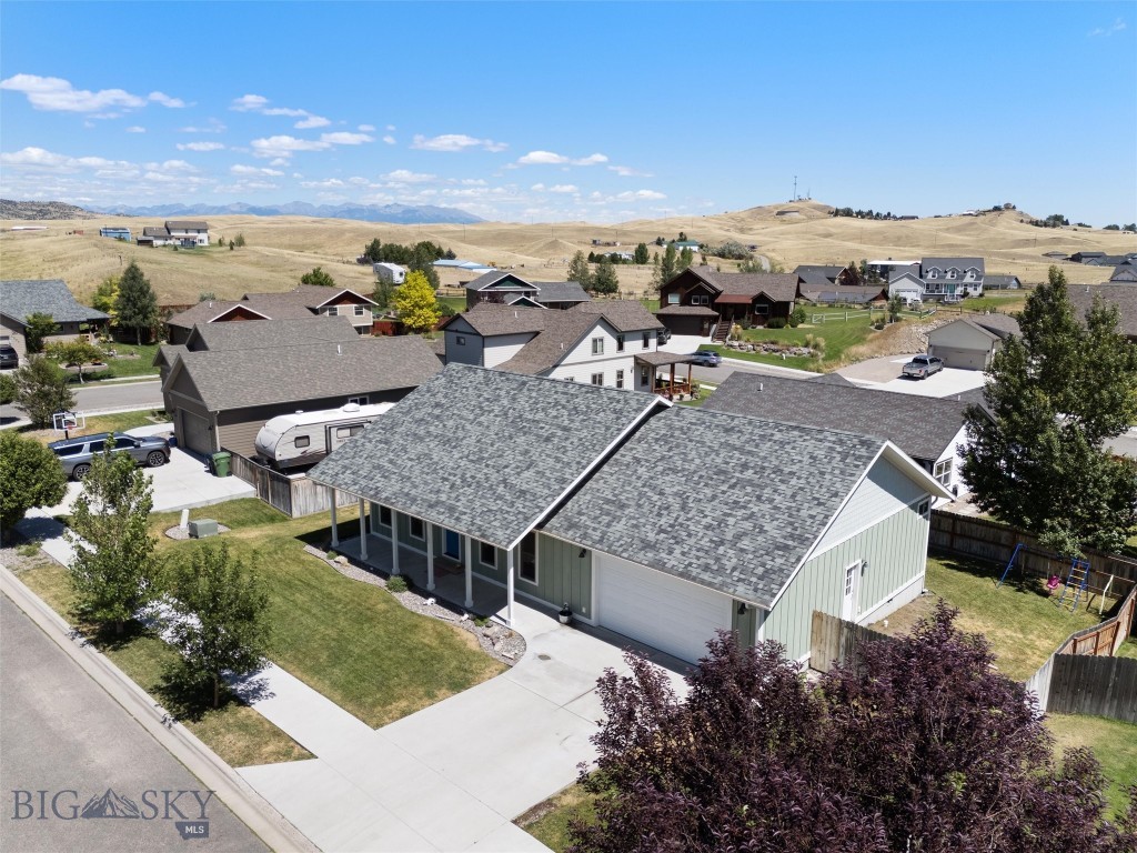 1202 Ridgeview Trail