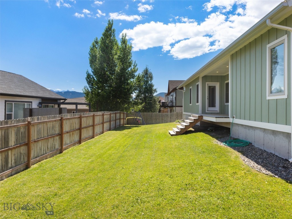 1202 Ridgeview Trail