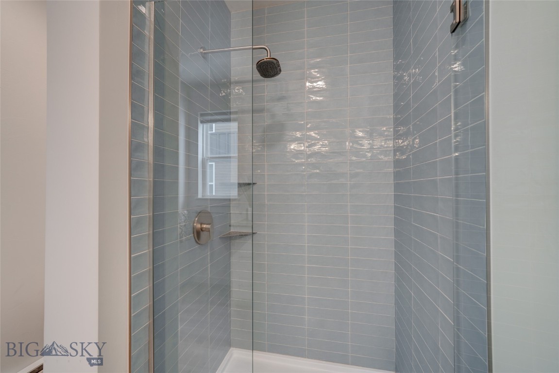 2222E Willow Drive 87