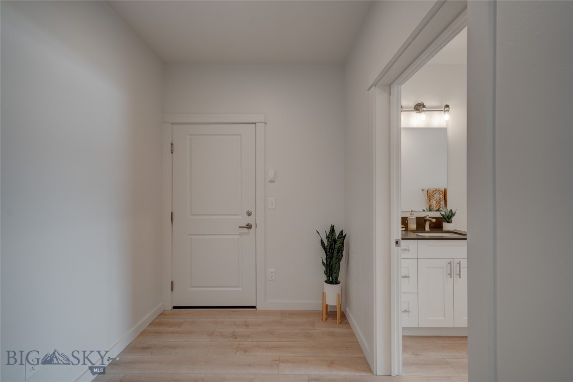 2222E Willow Drive 87