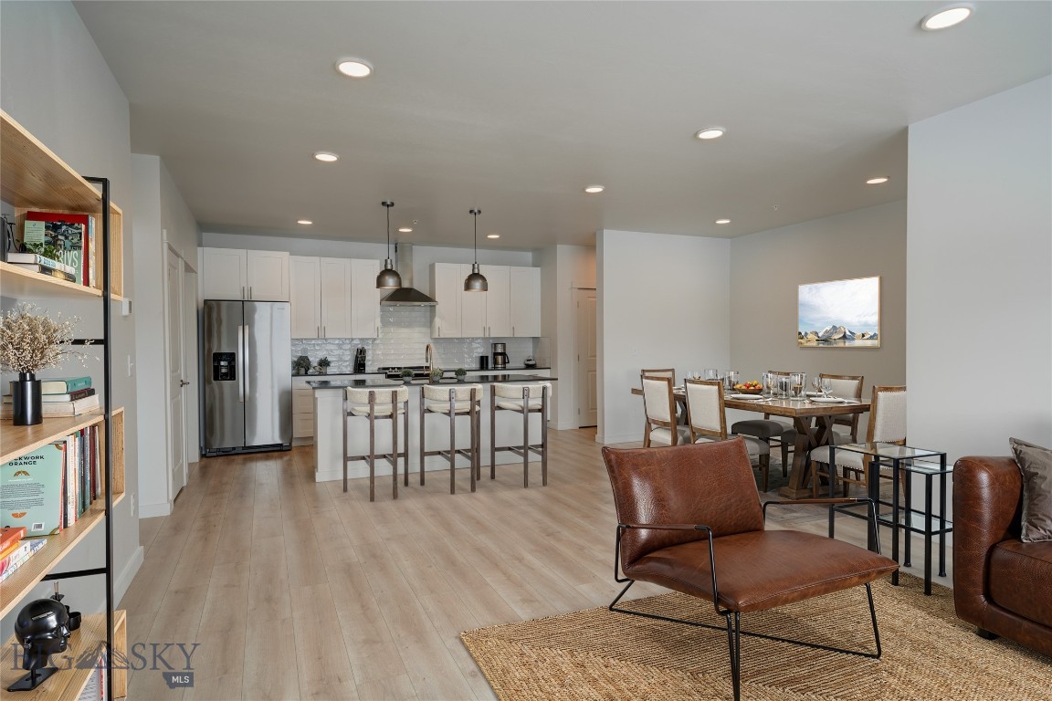 2222E Willow Drive 87