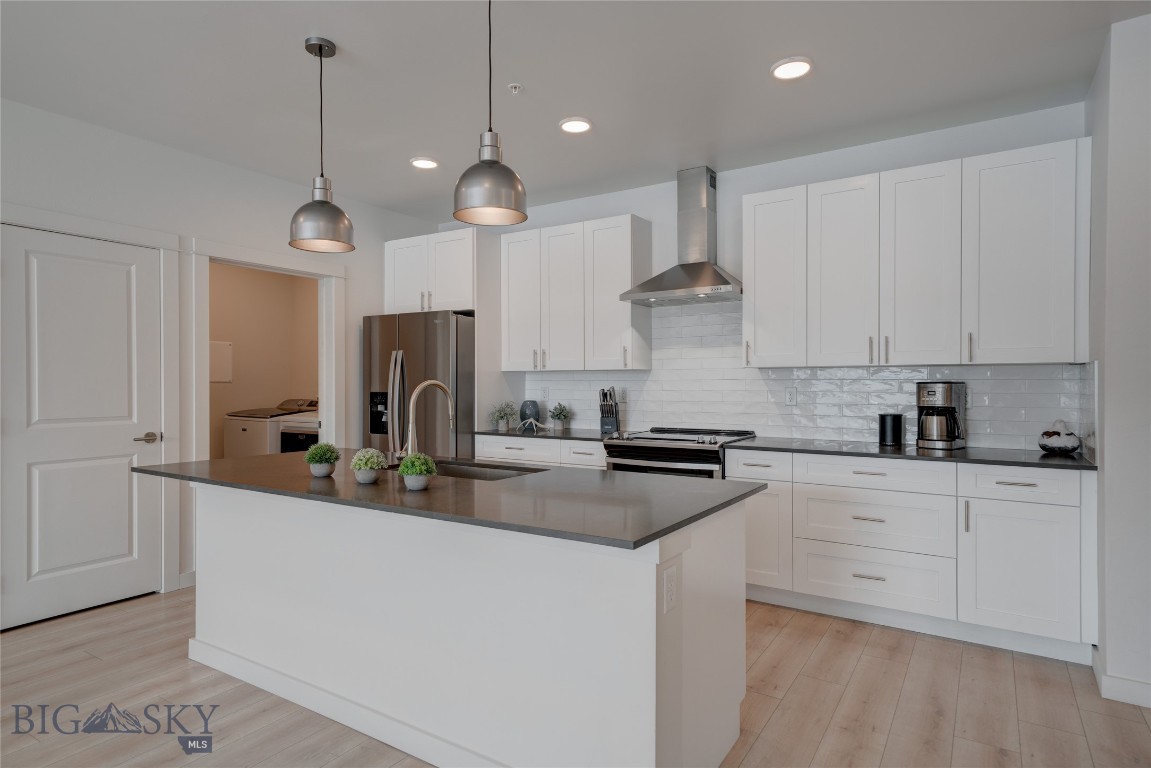 2222E Willow Drive 87