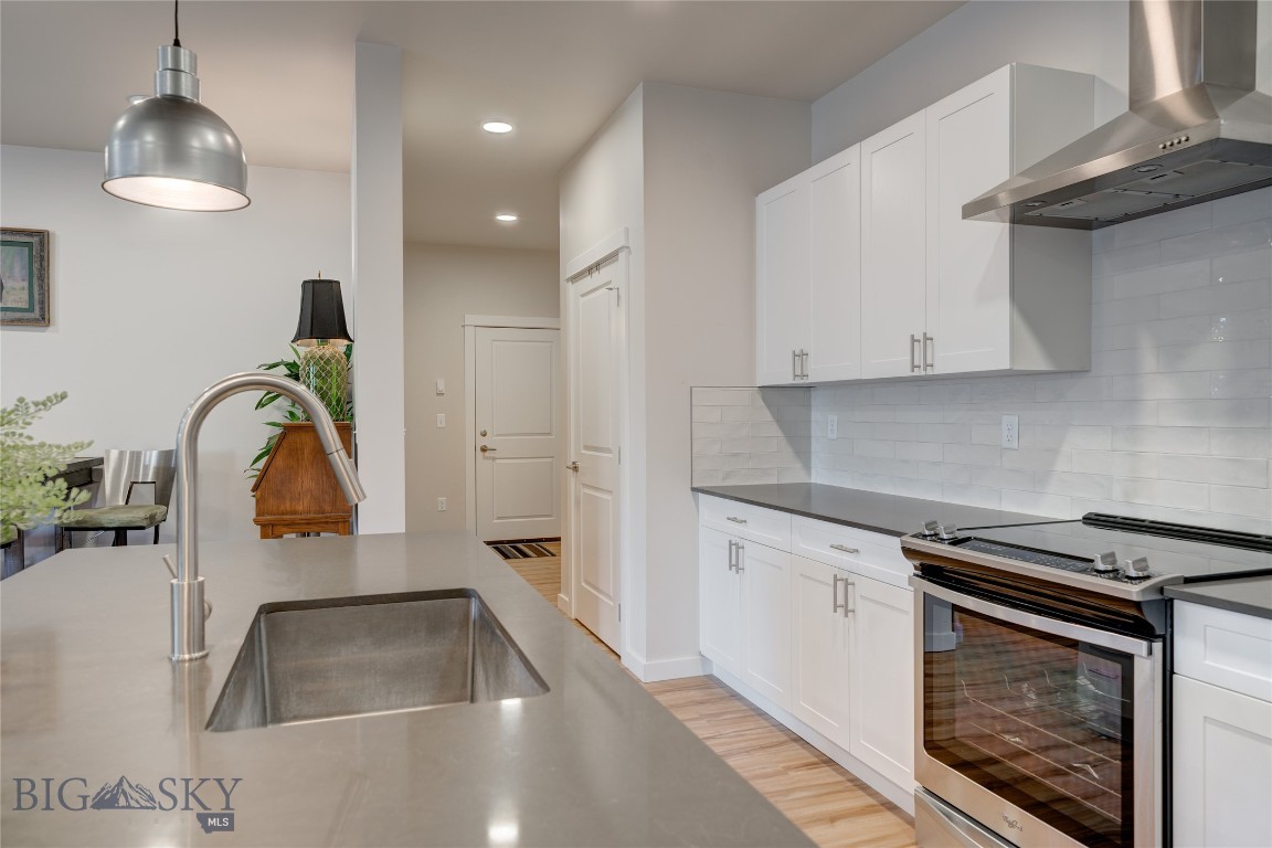 2222B Willow Drive 44