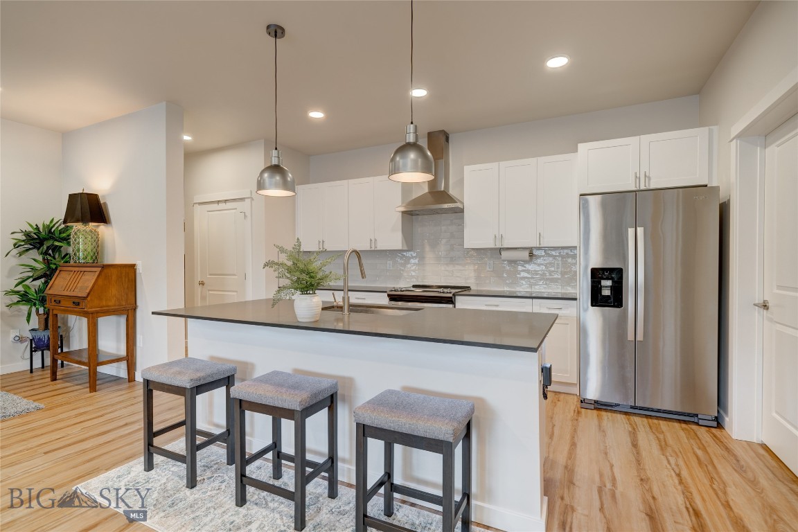 2222B Willow Drive 44