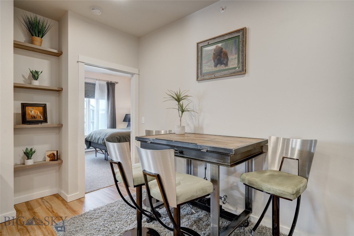 2222B Willow Drive 44