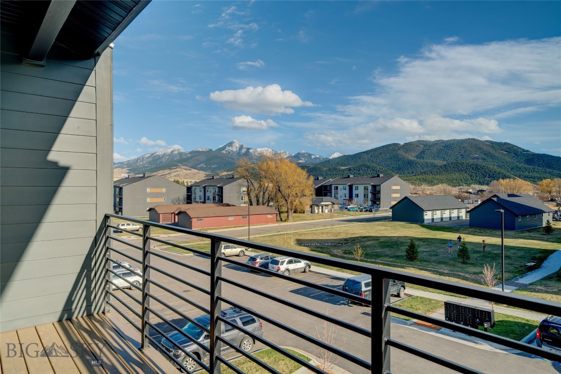 2222B Willow Drive 44