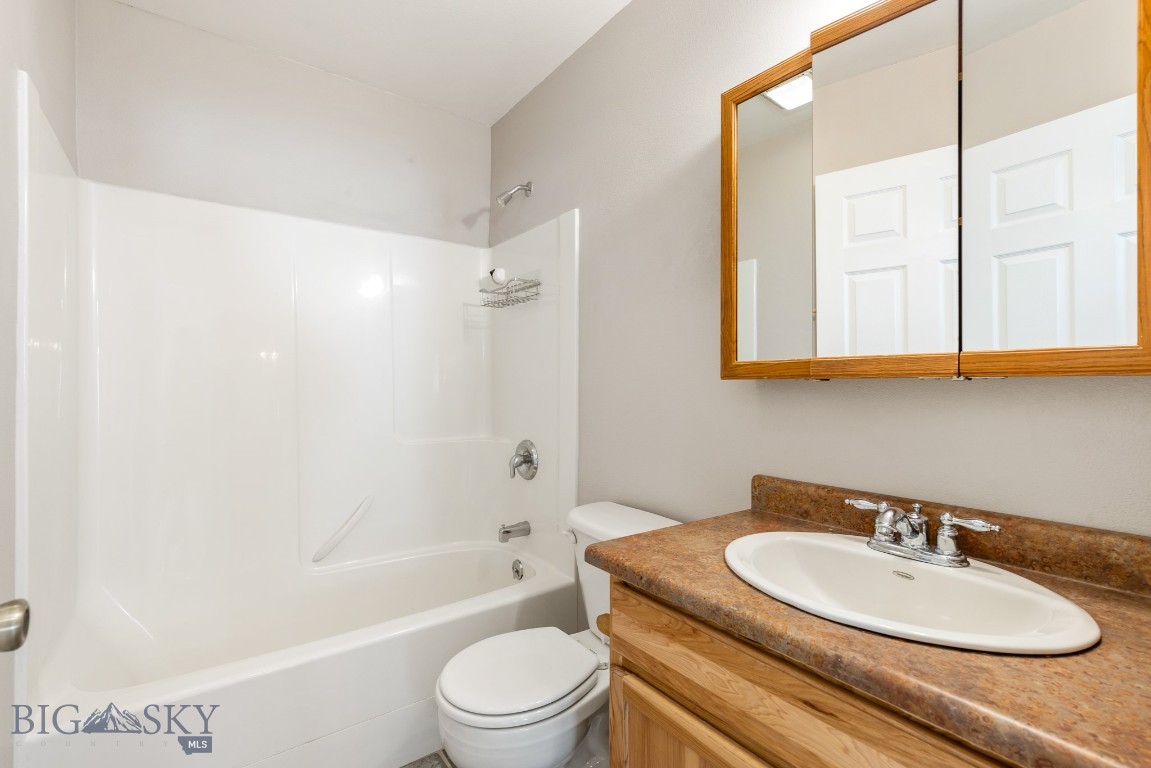 1202 Wineglass Court C