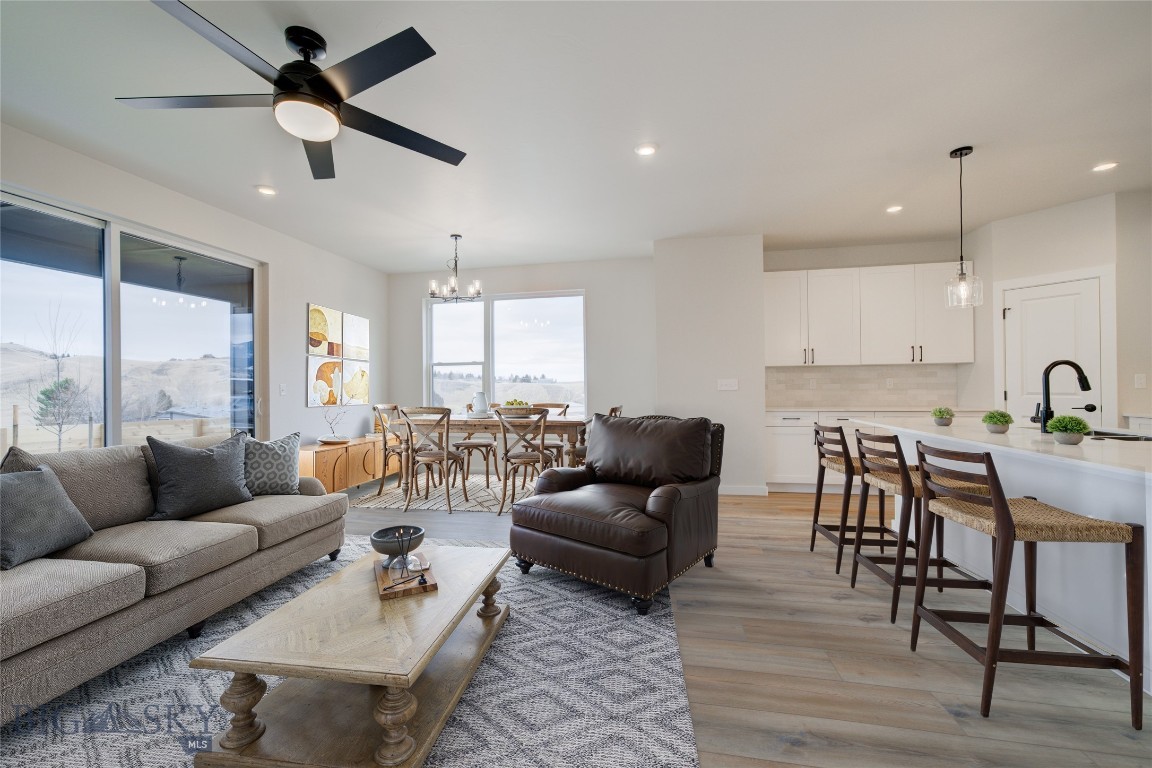 901 Scenic Trail 17