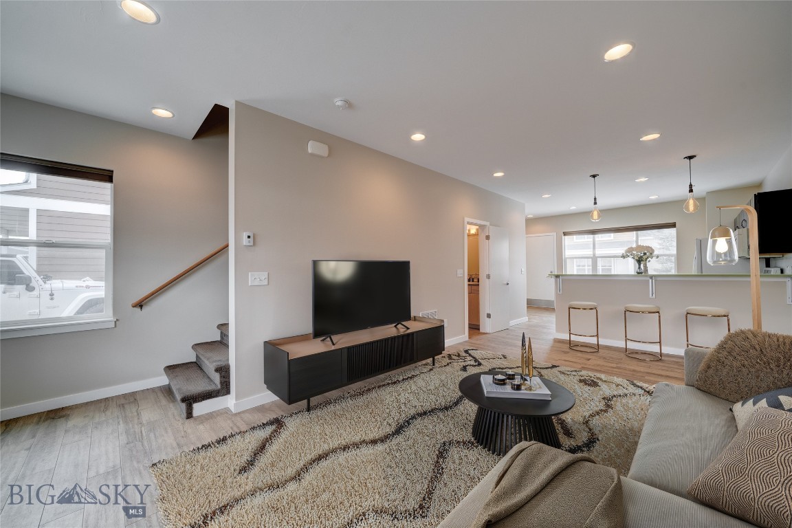 410 Enterprise Boulevard 19