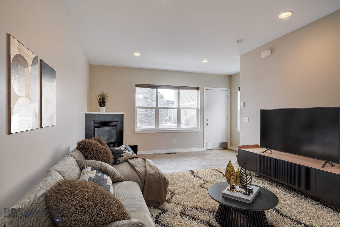 410 Enterprise Boulevard 19