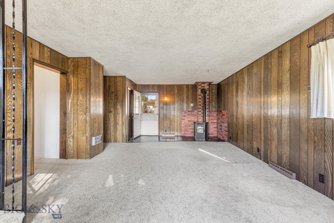 610 W Front Street