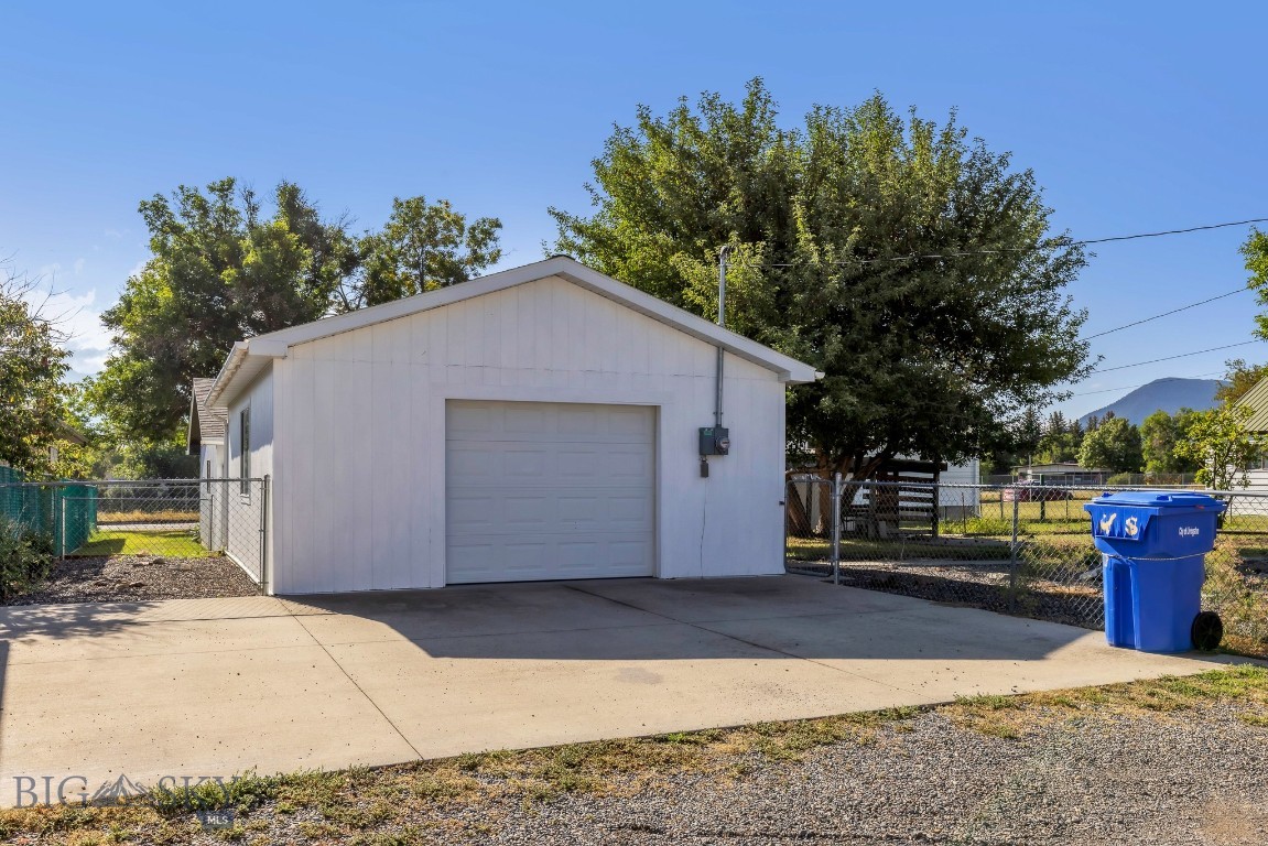 610 W Front Street
