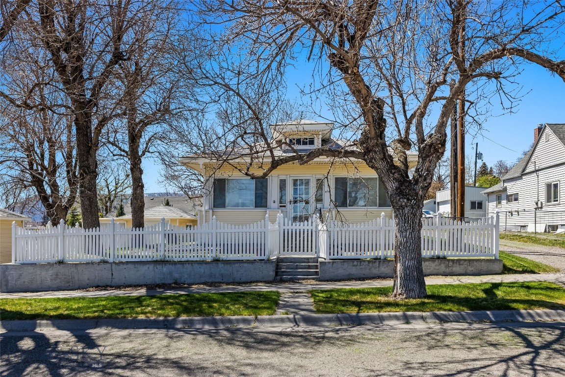 405 N C Street