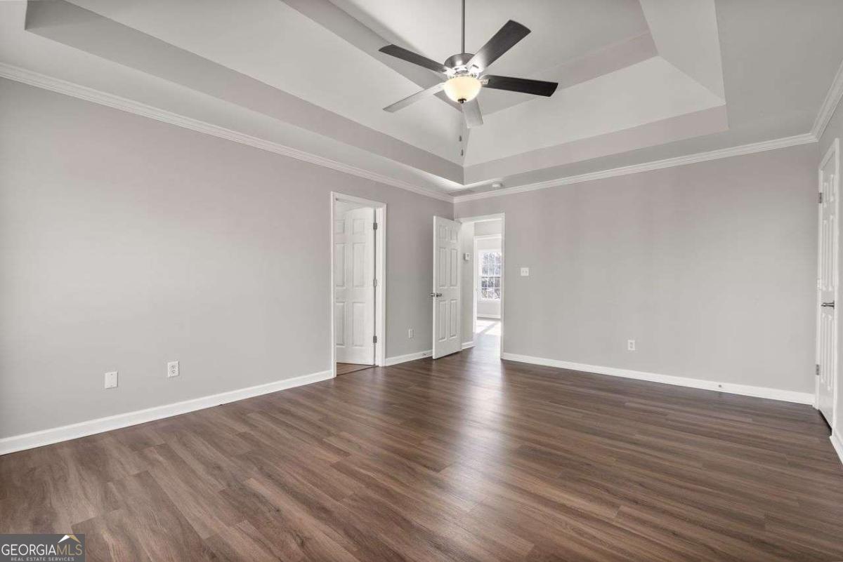 680 SOMERSET VALE Drive