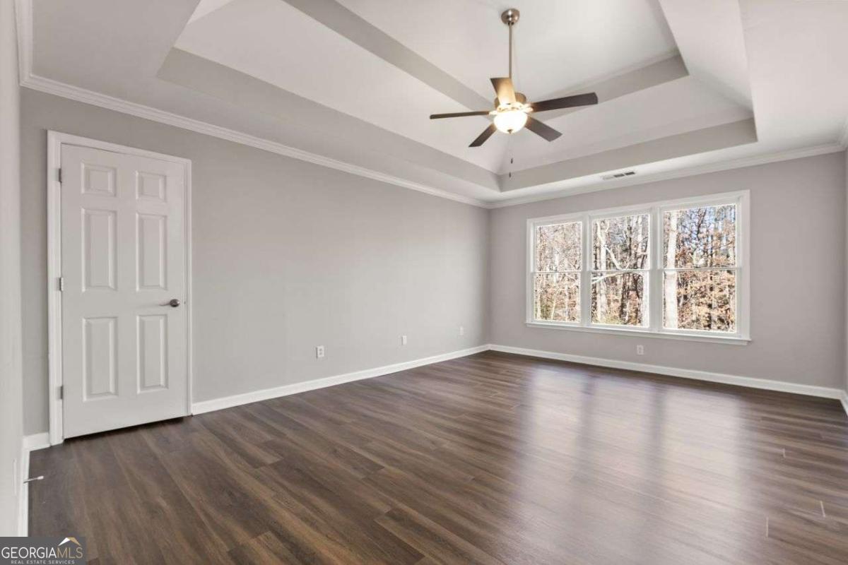 680 SOMERSET VALE Drive