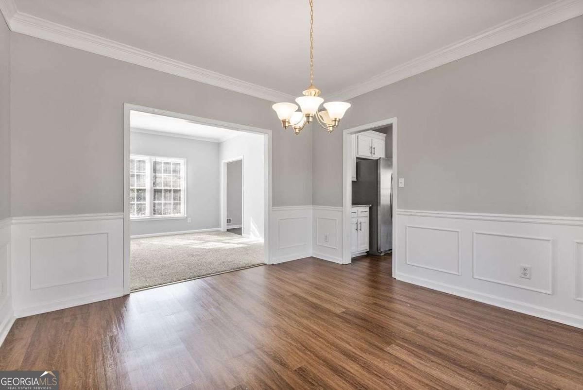 680 SOMERSET VALE Drive