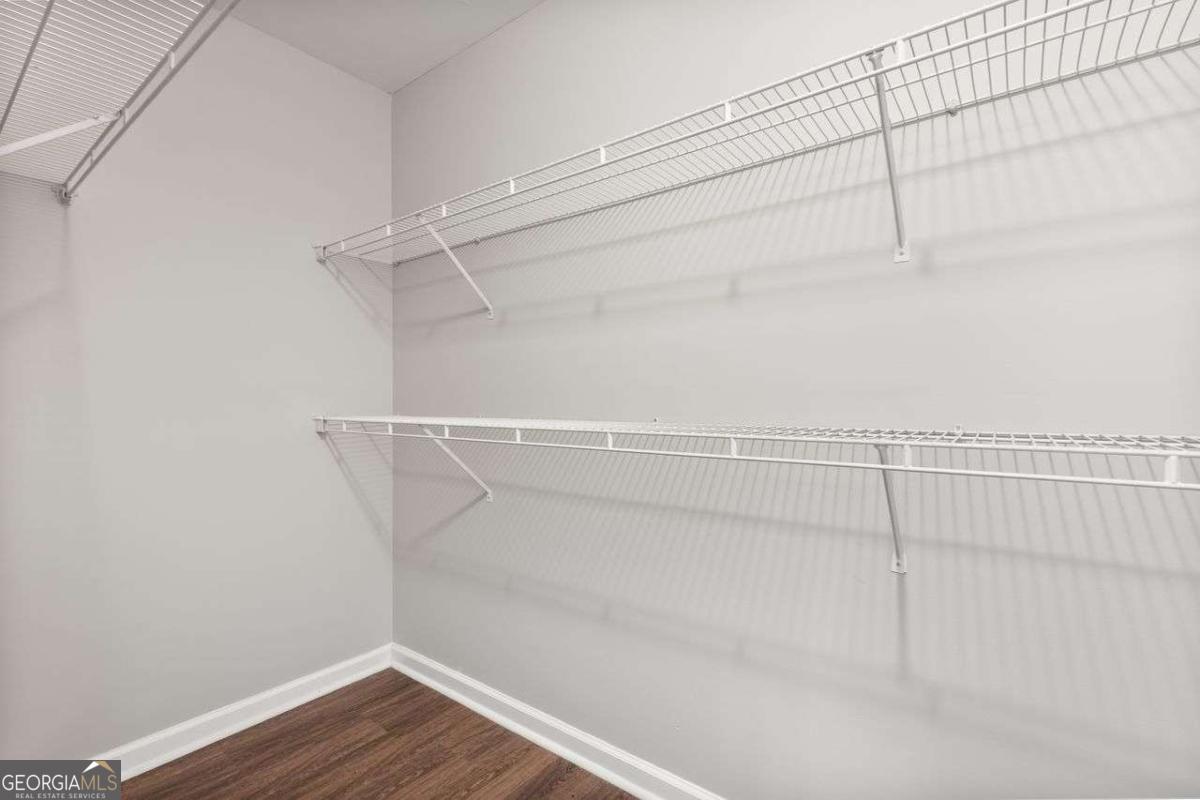 680 SOMERSET VALE Drive