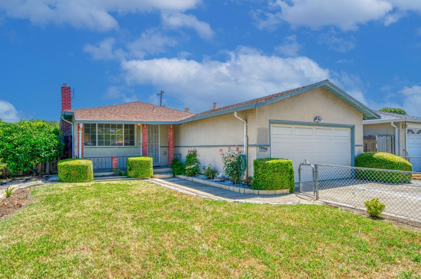 406 Ann Darling DR