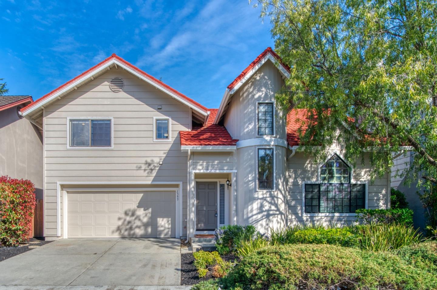 1595 Camden Oaks CT