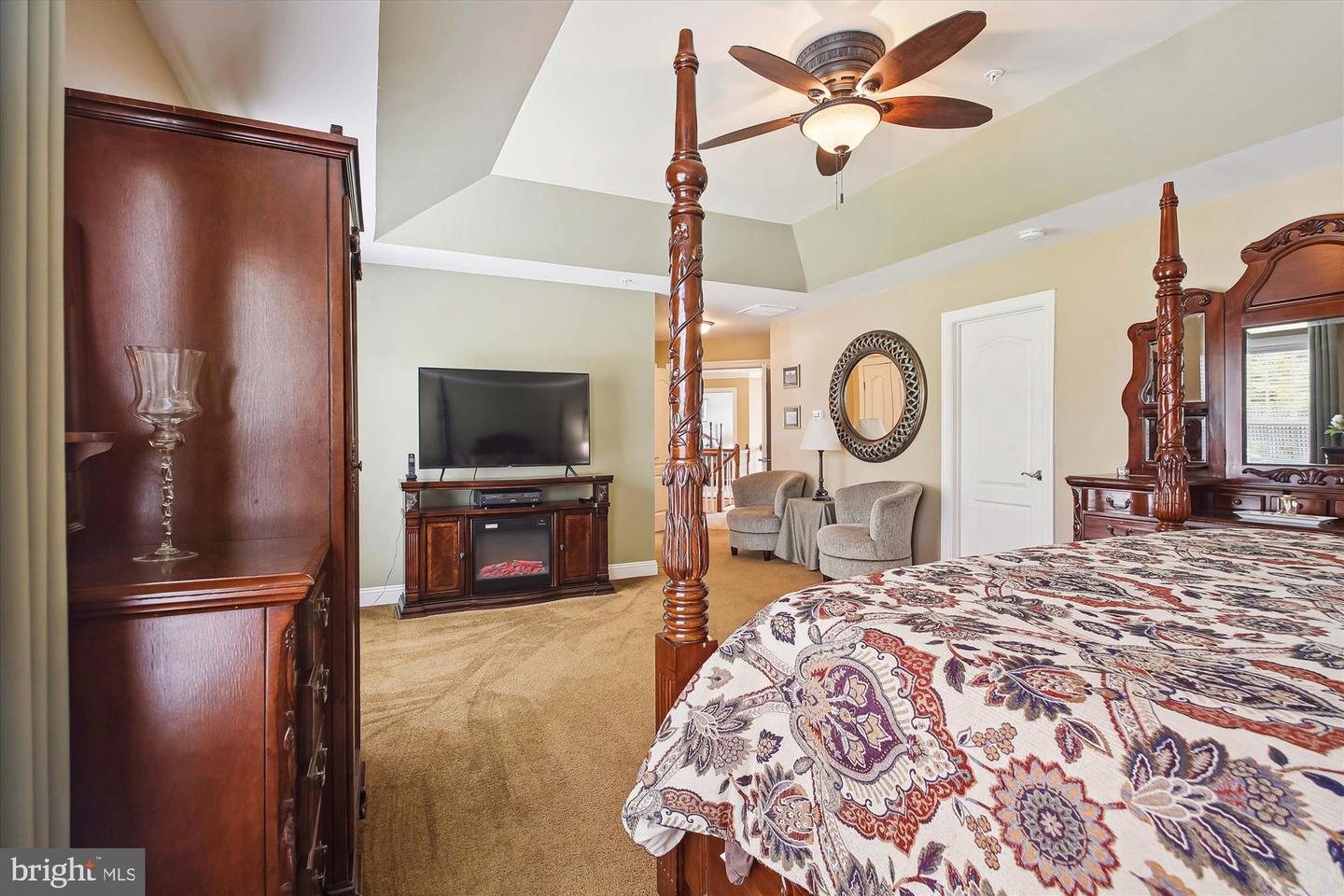1712 VERONICA WAY