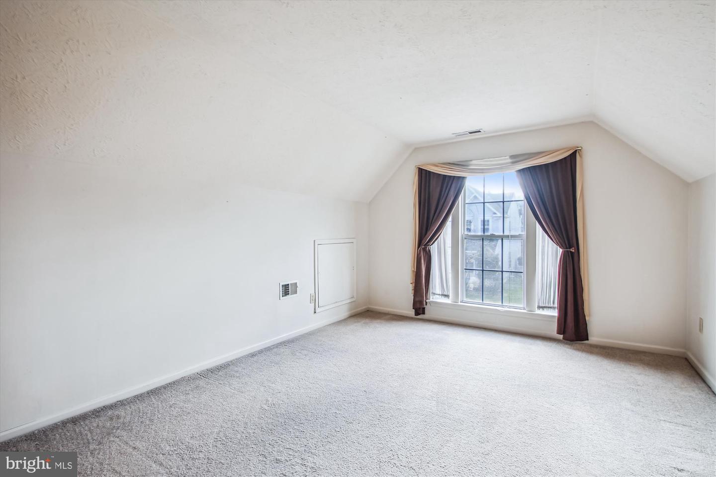 2420 Hightee COURT