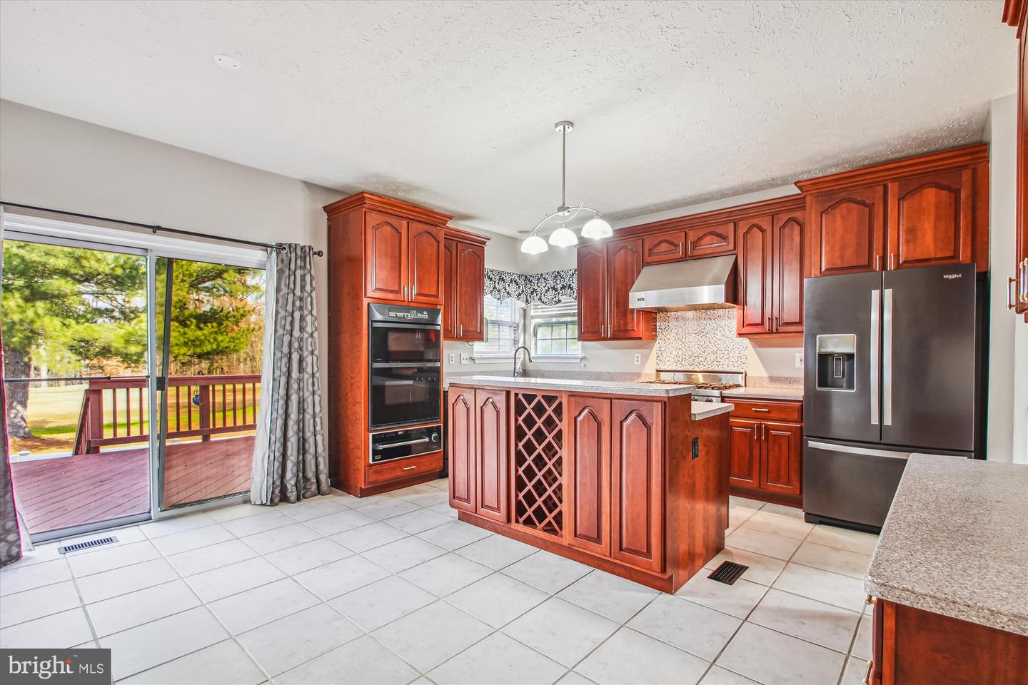 2420 Hightee COURT