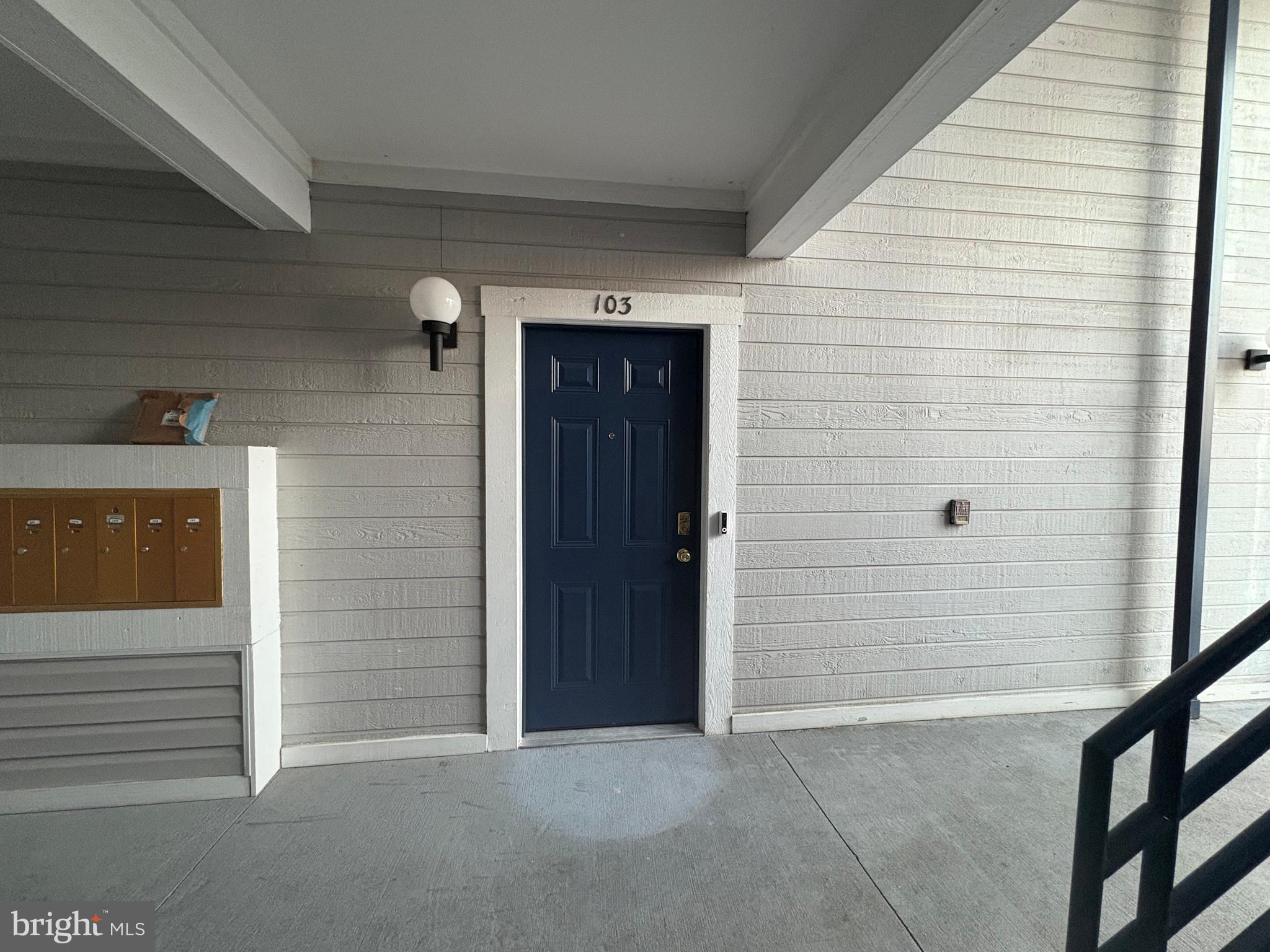 606 MOONGLOW ROAD 103