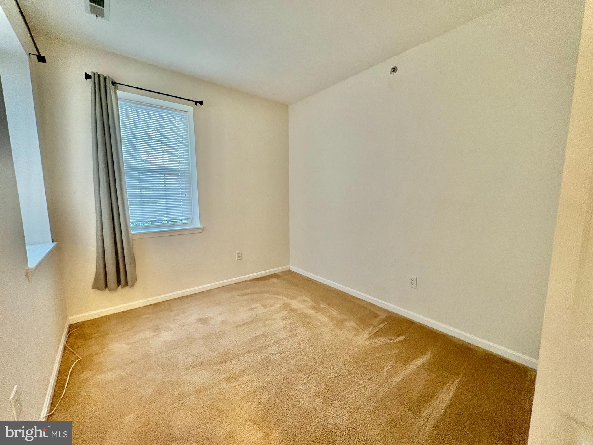 606 MOONGLOW ROAD 103