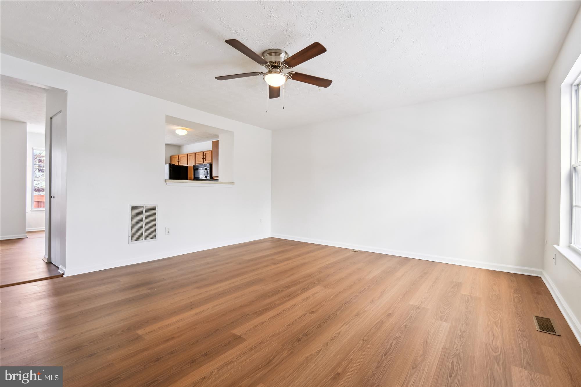 7504 Stones Throw Ct