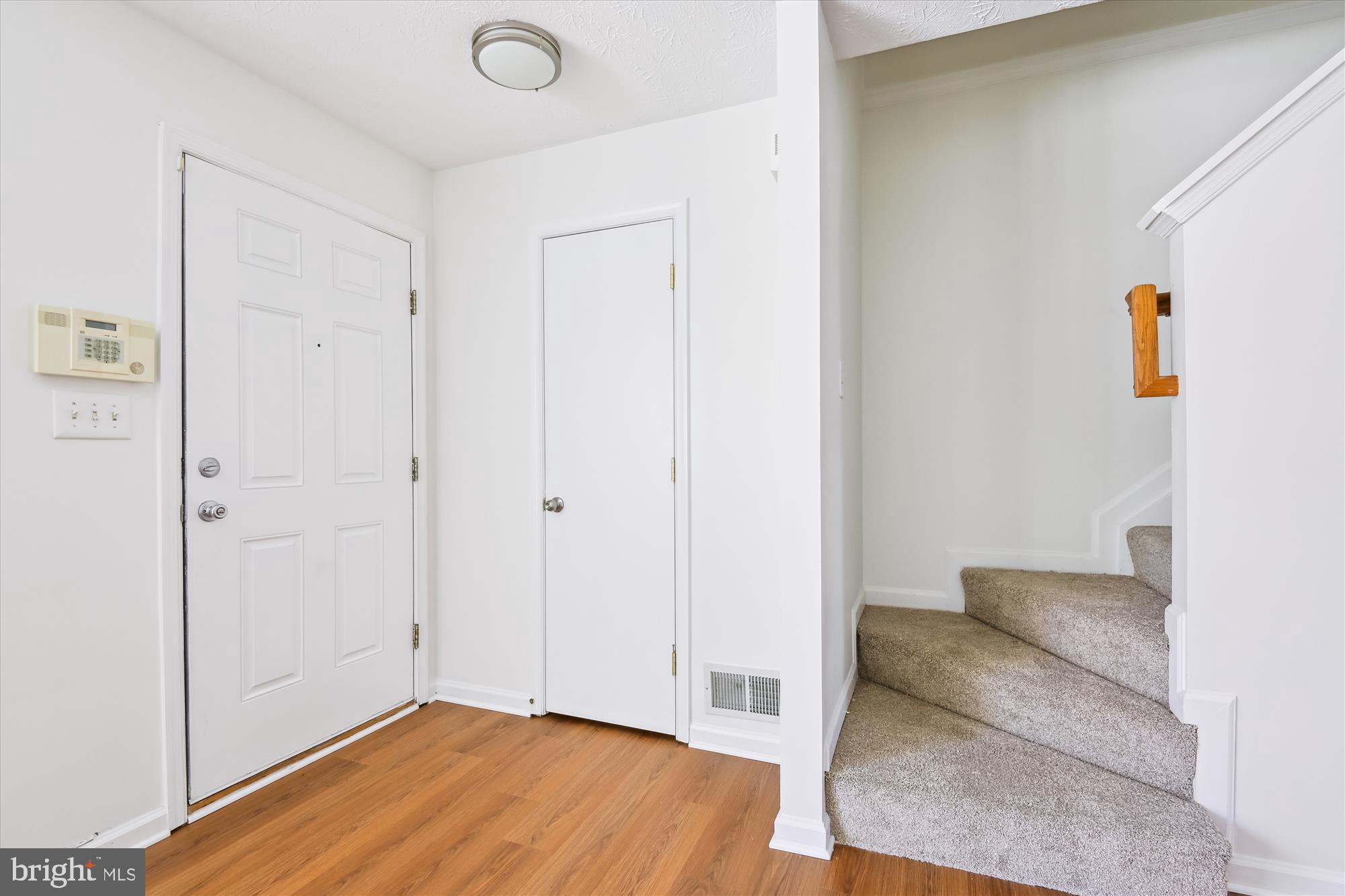 7504 Stones Throw Ct