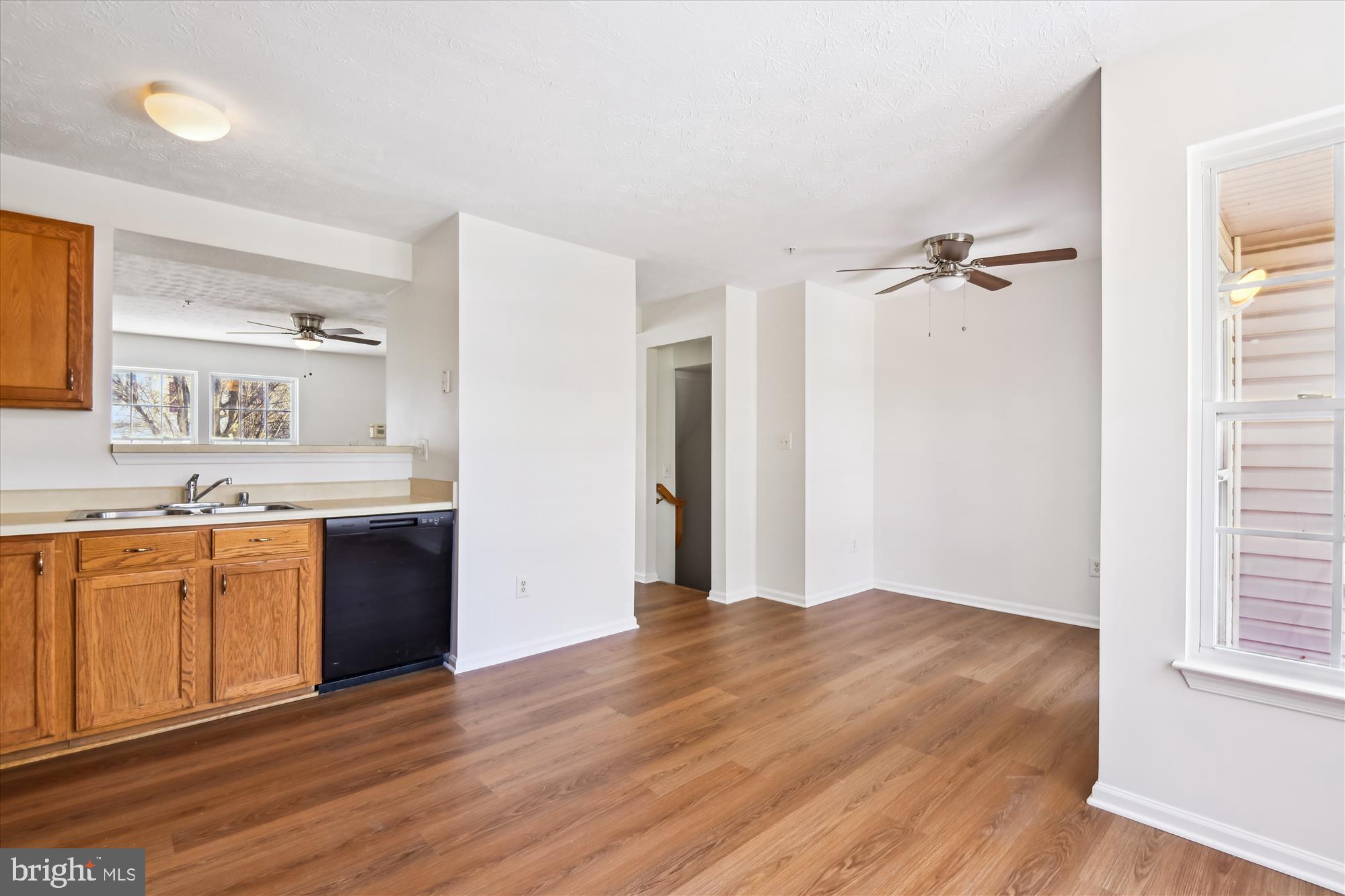 7504 Stones Throw Ct