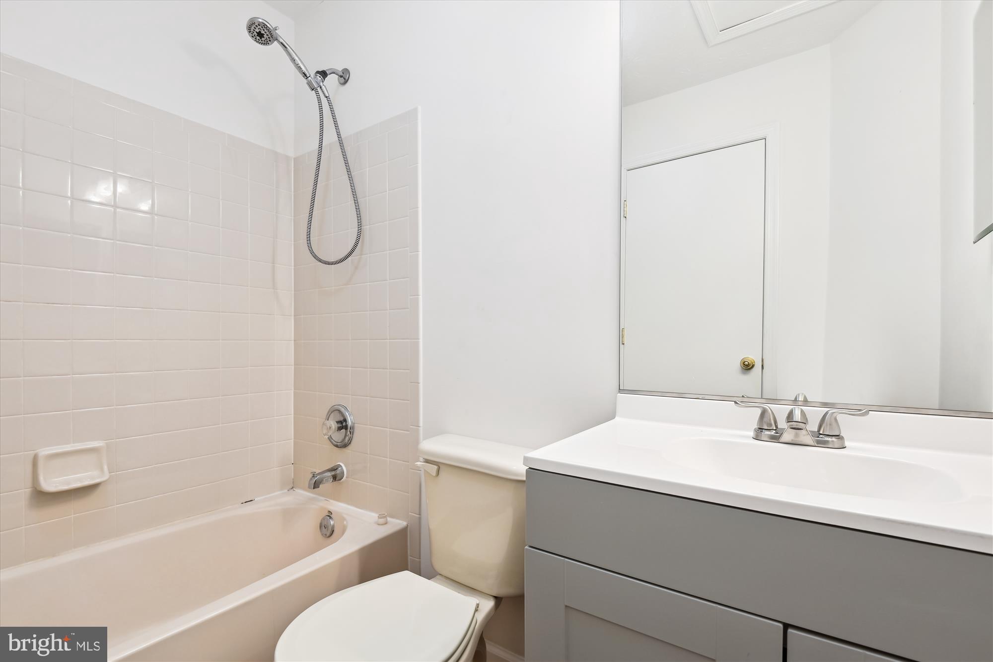 7504 Stones Throw Ct