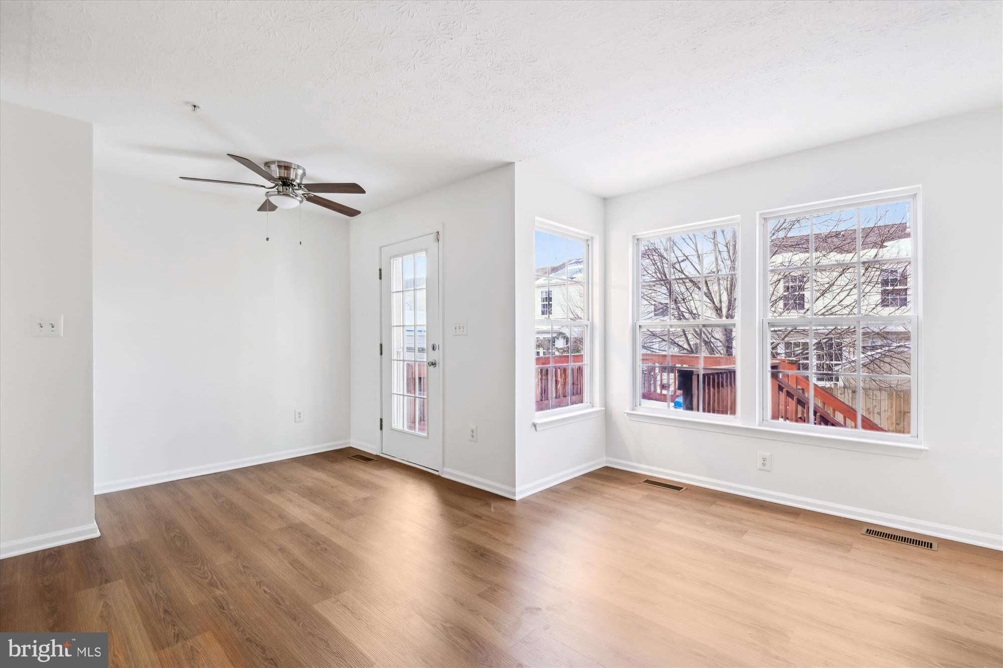 7504 Stones Throw Ct
