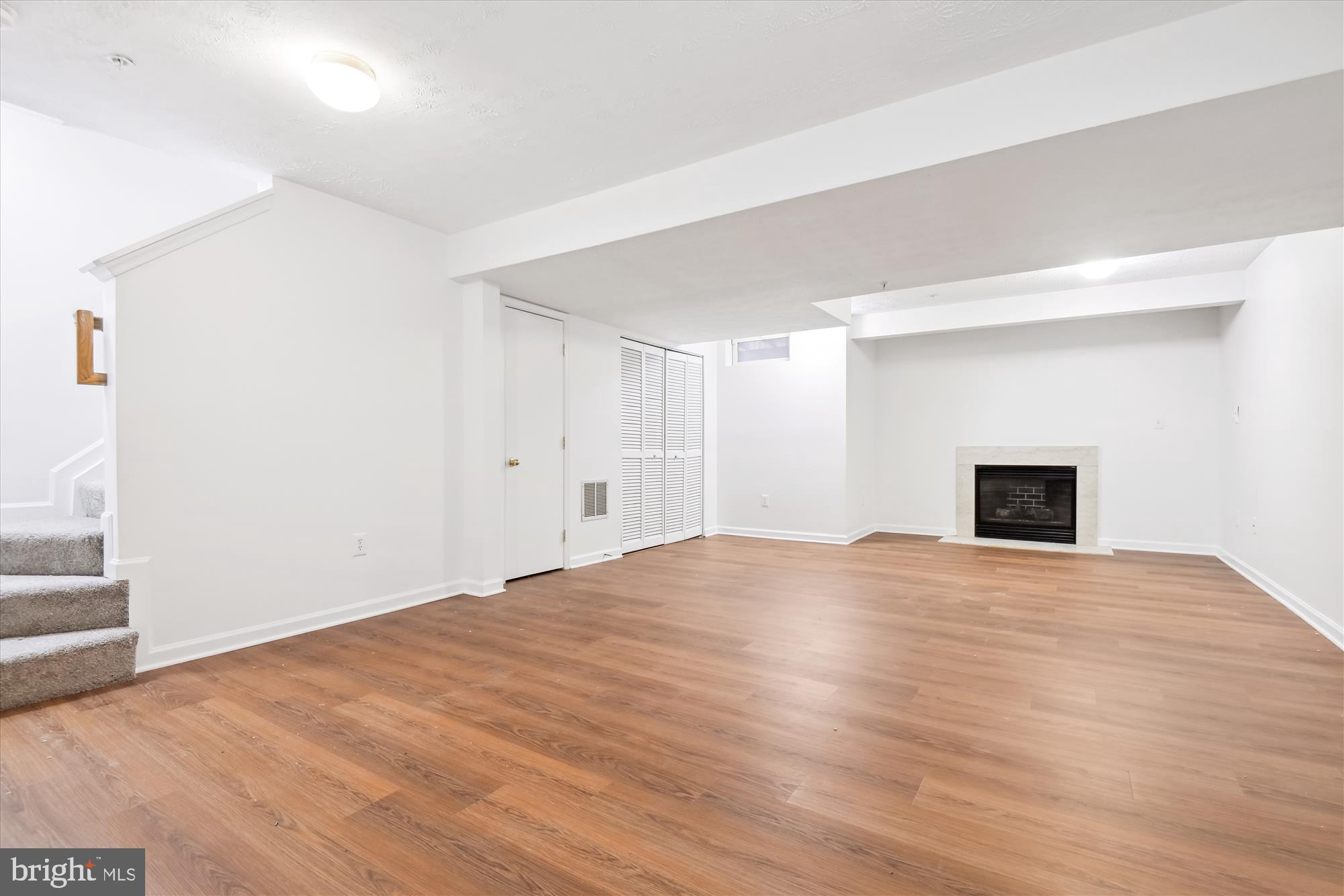 7504 Stones Throw Ct