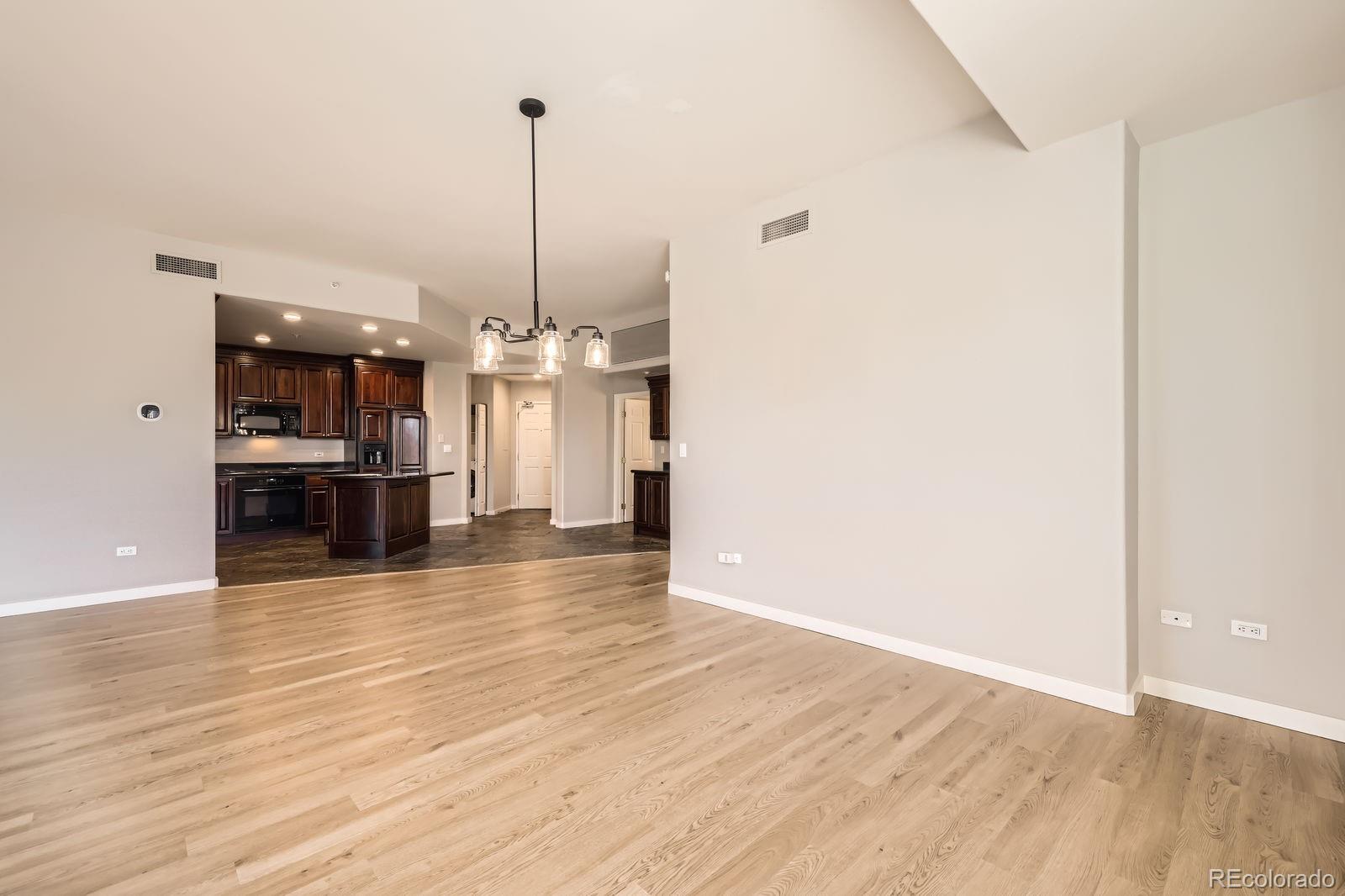 4875 S Monaco Street Unit: 103