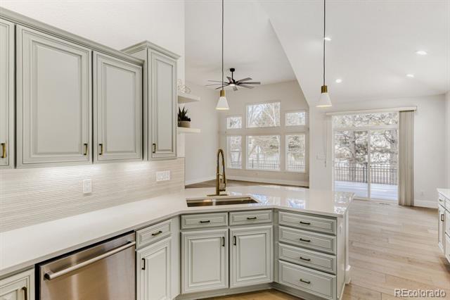 7317 S Quail Court
