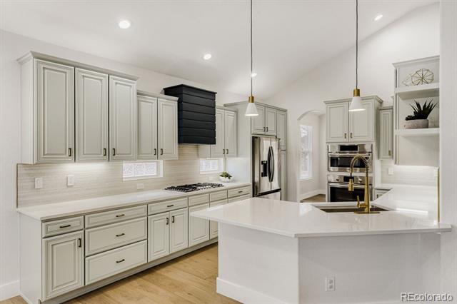 7317 S Quail Court