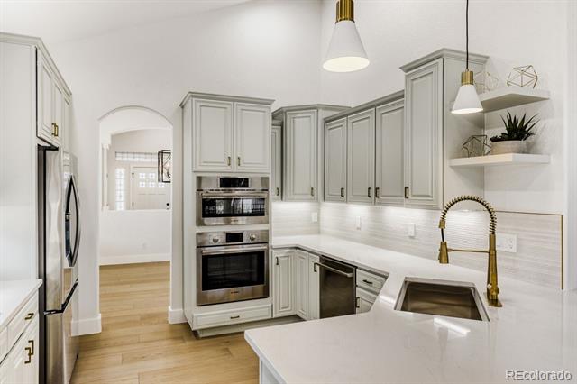 7317 S Quail Court