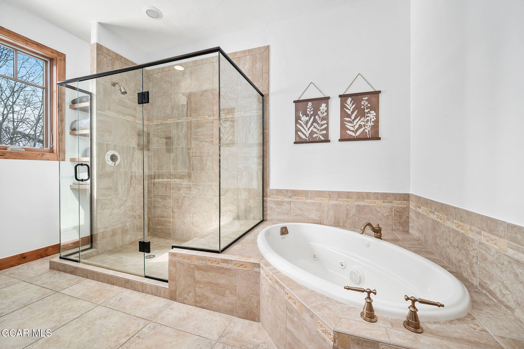 65 LAKE TRAIL Court