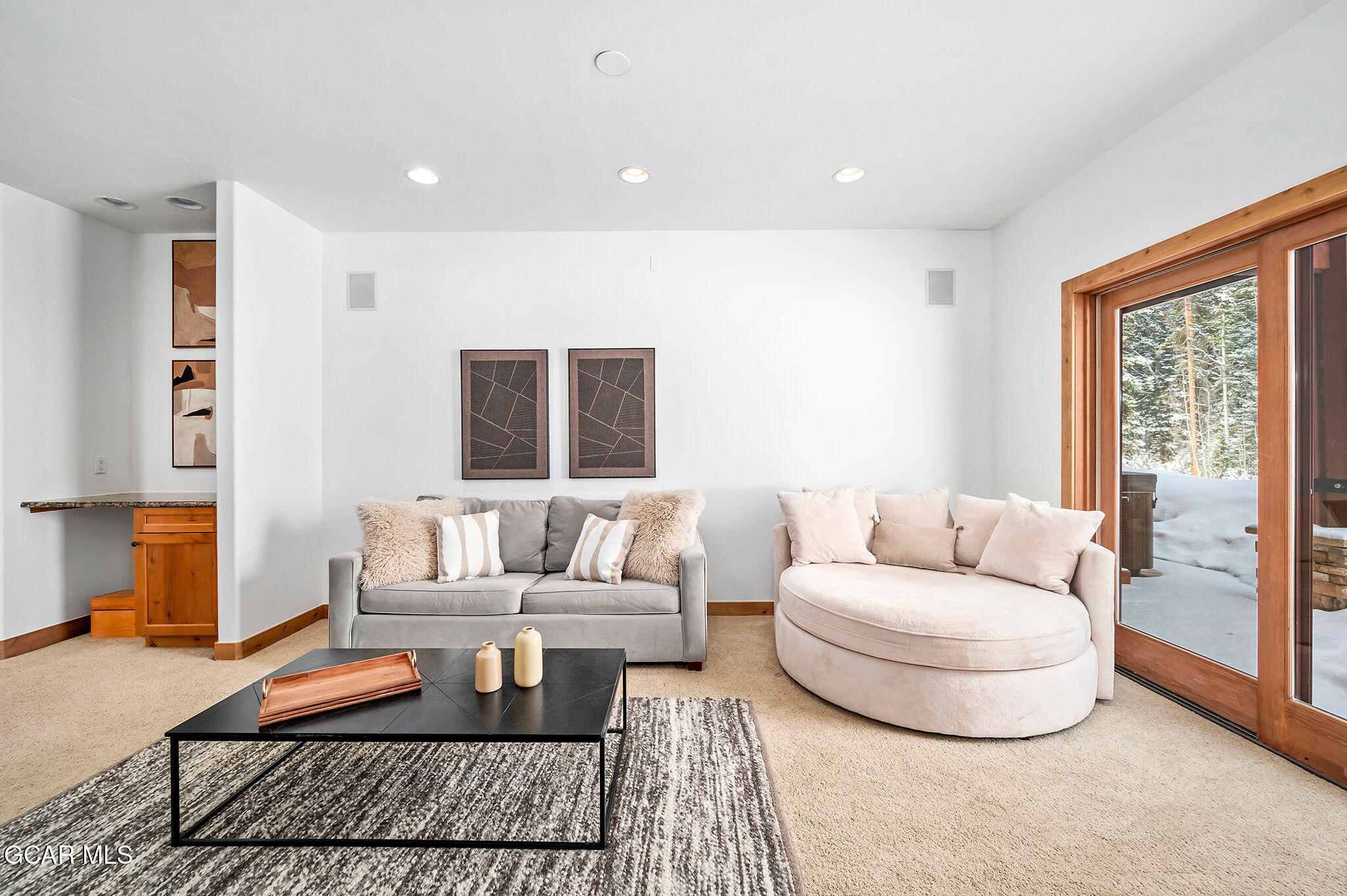 65 LAKE TRAIL Court