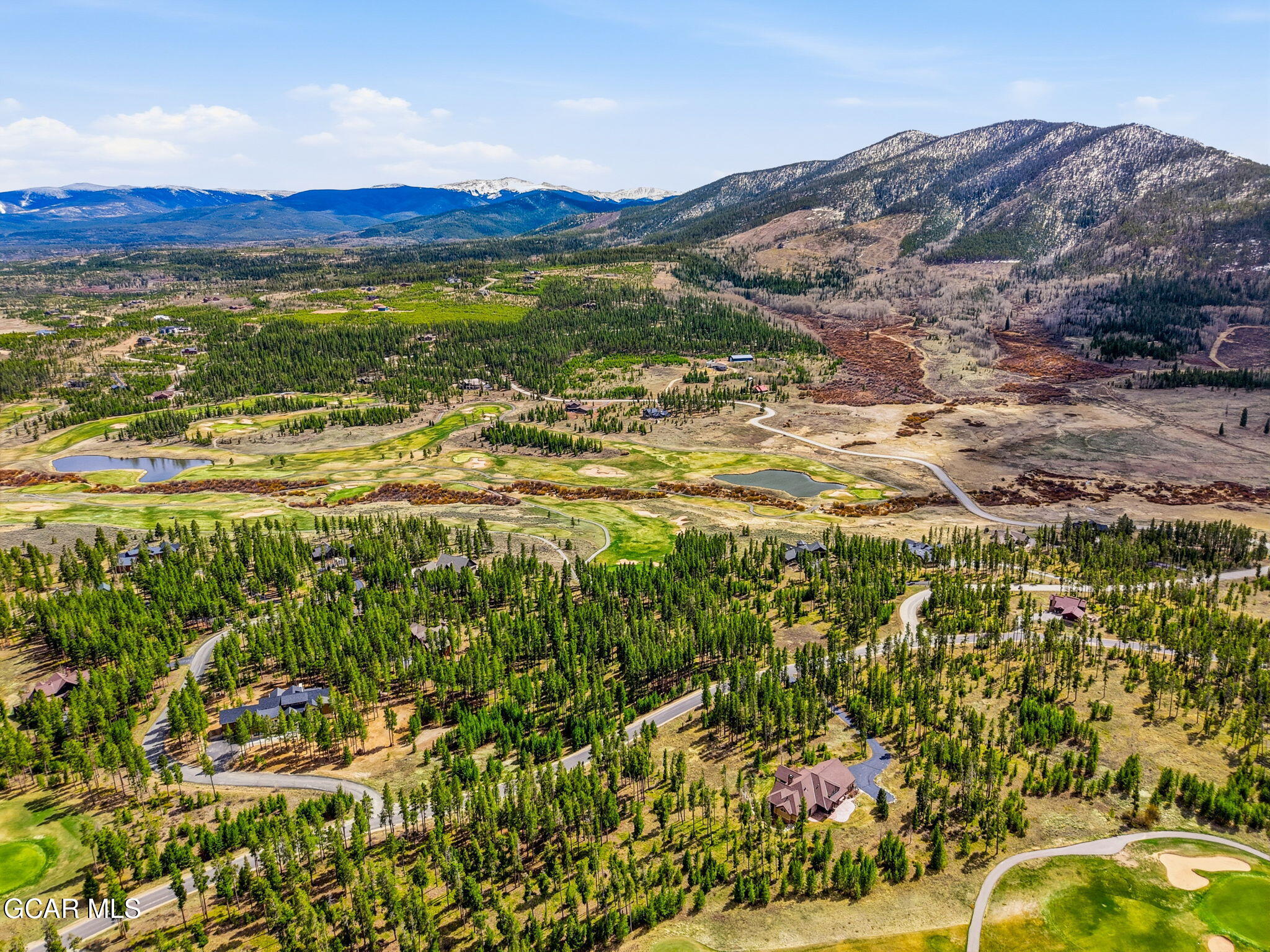 930 GCR 511/Golf Course Circle