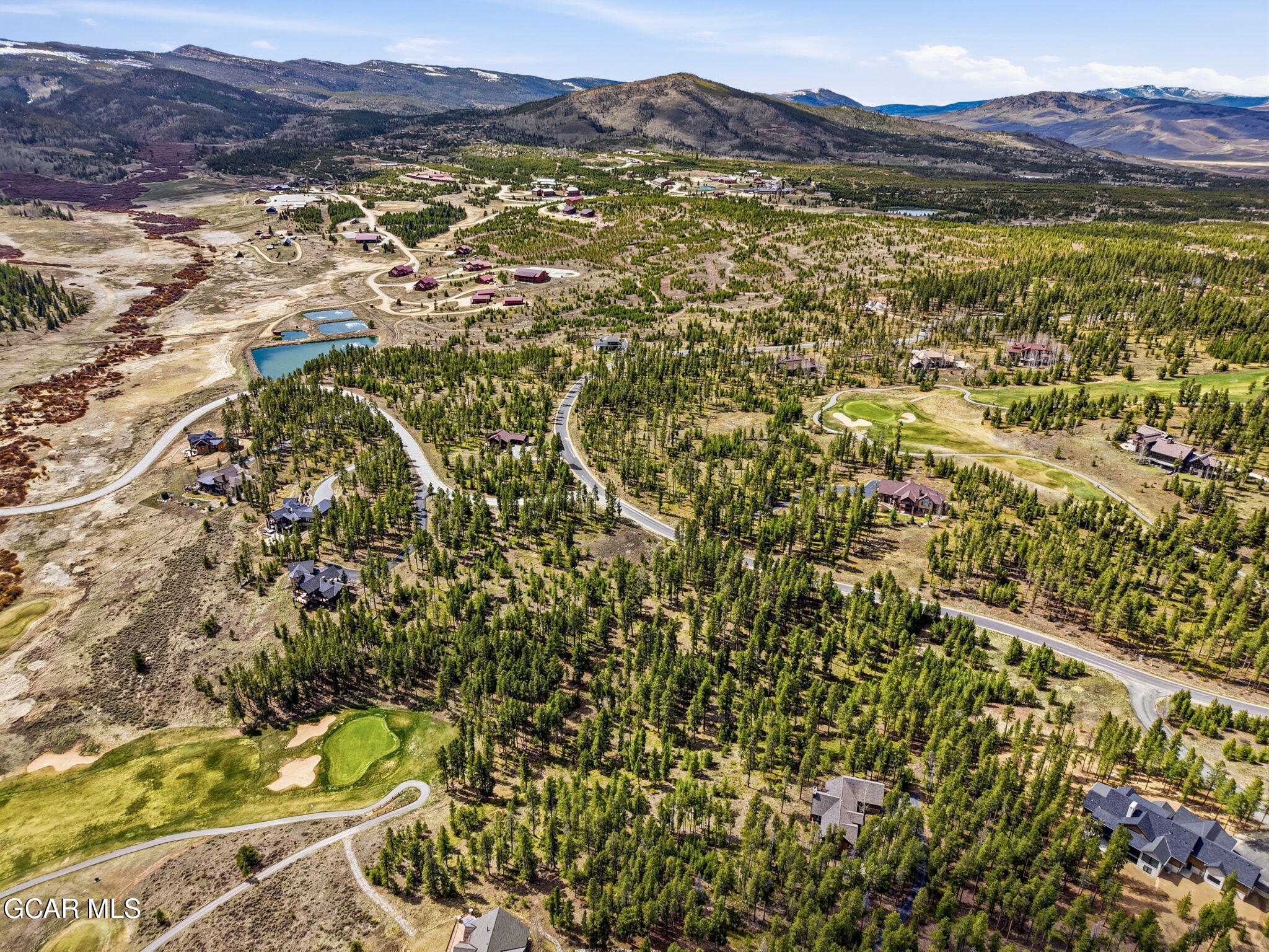 930 GCR 511/Golf Course Circle