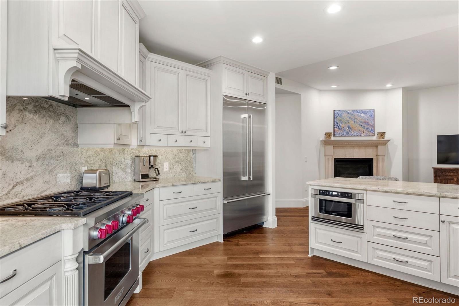 8100 E Union Avenue Unit: 2301