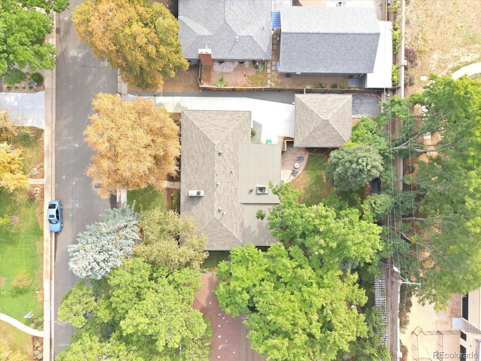 2338 E Floyd Place