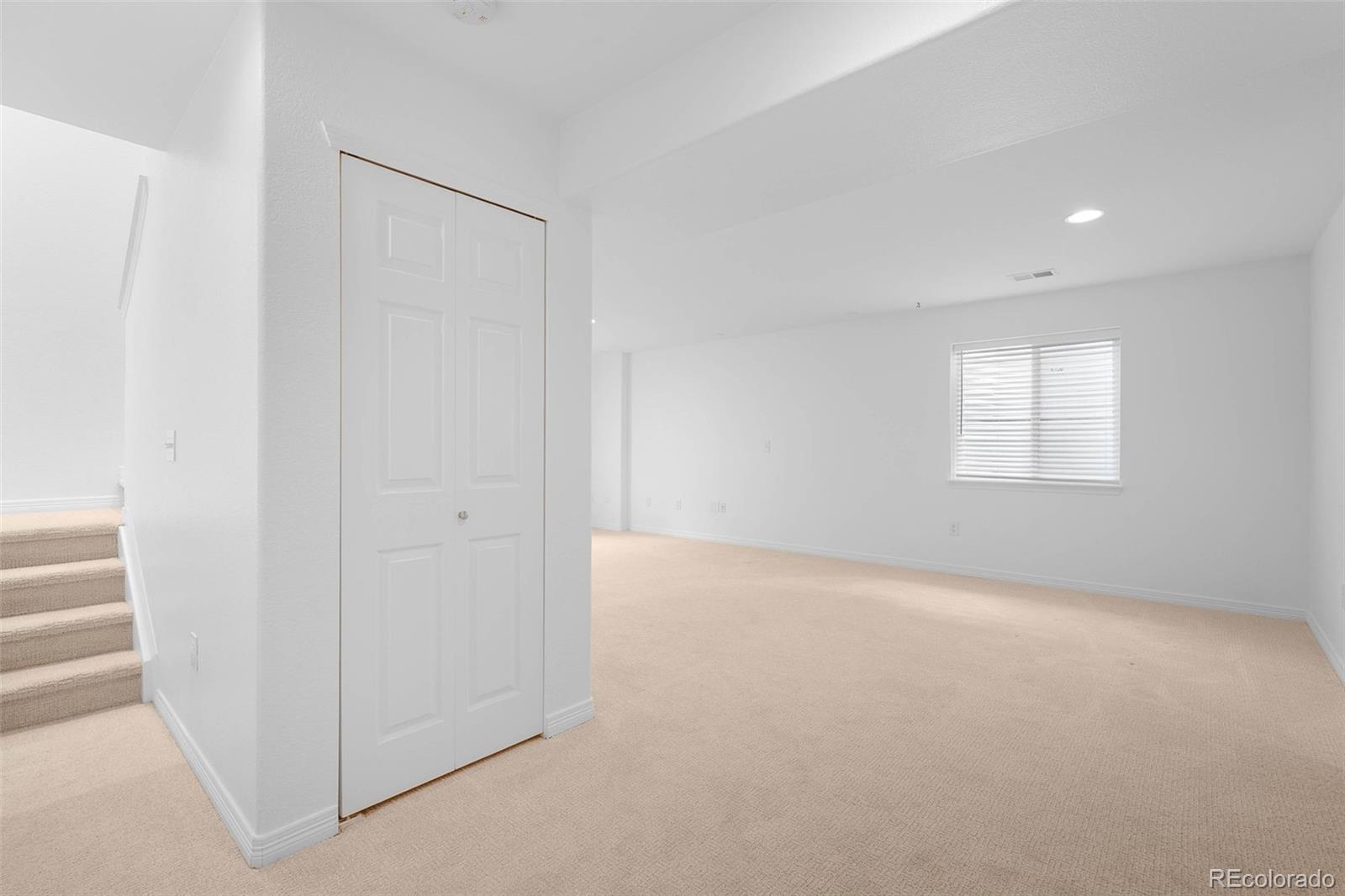 6658 S Shawnee Court