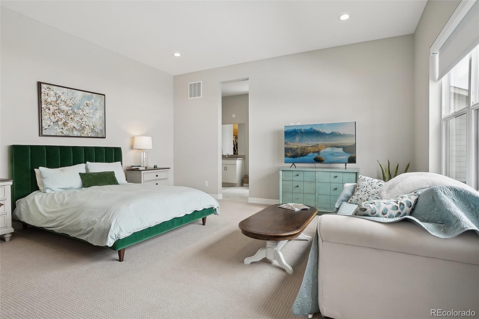 5622 Shadescale Way