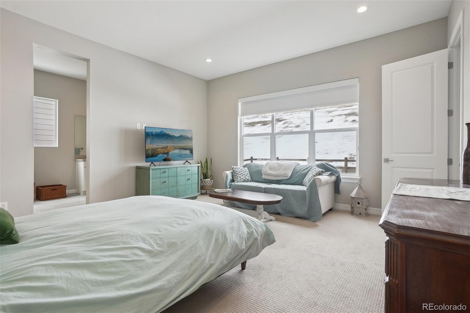 5622 Shadescale Way